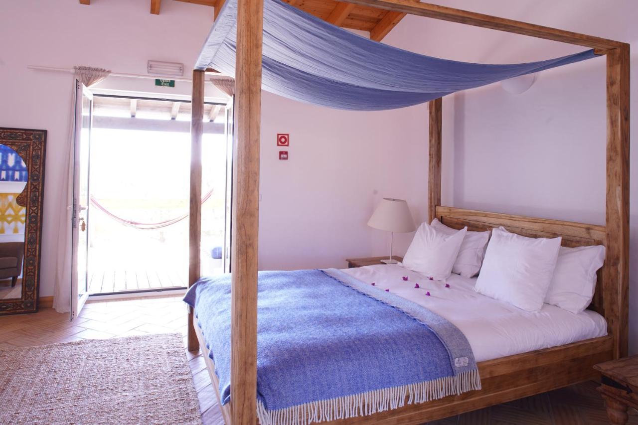 Monte Velho Retreat Centre Hotel อัลเจซูร์ ภายนอก รูปภาพ